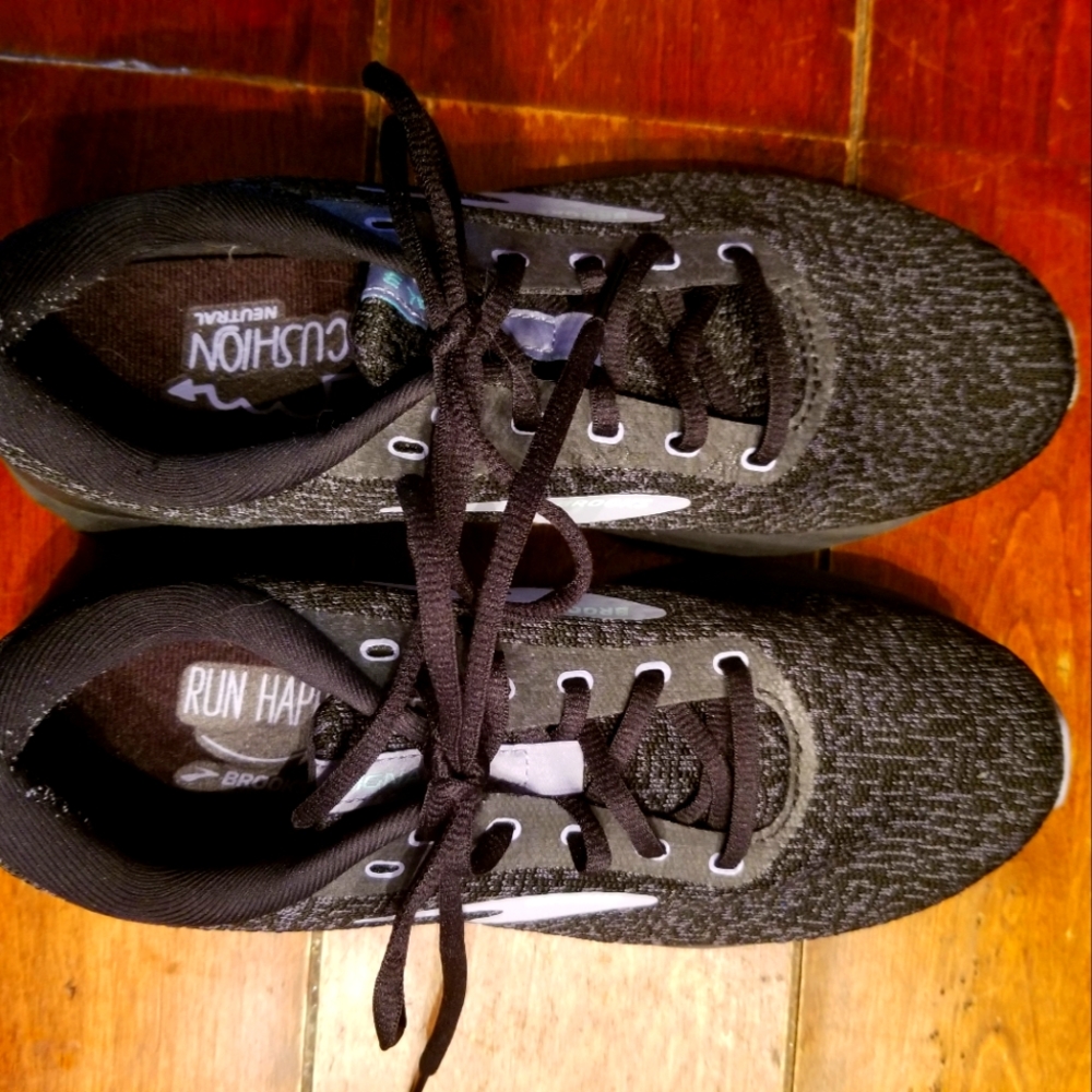 Brooks Signal 3 cushion 8.5